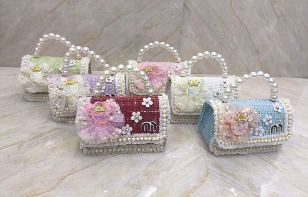 Cartera para niña con manos libres--K550